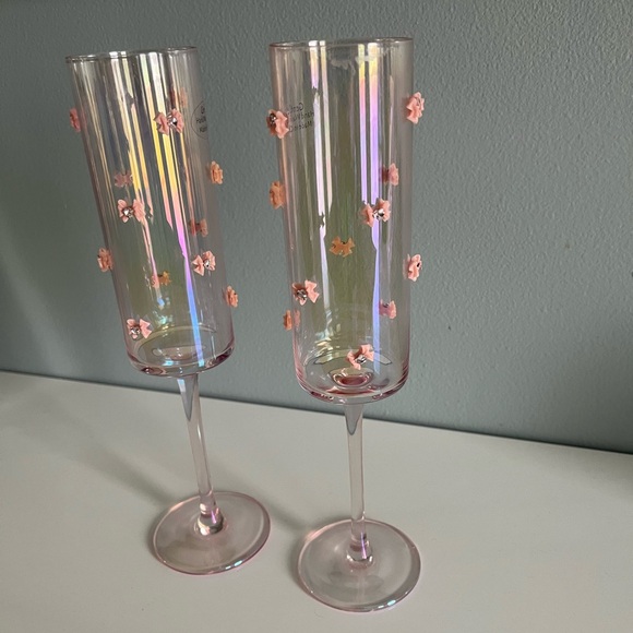 Two pink bow flue champagne glasses - Picture 2 of 3